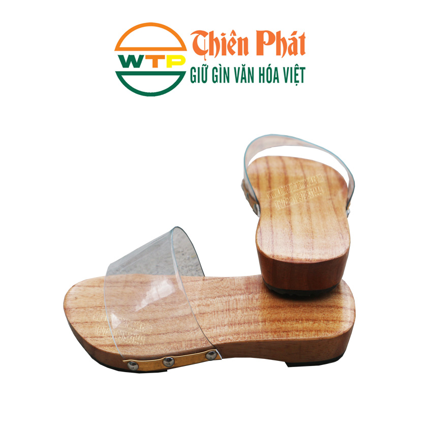 guốc gỗ trẻ em cao 2cm, quai nhựa trong thanh thoát, gọn gàng